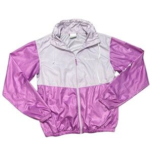 Columbia / Light Weight Windbreaker